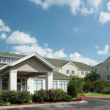 Hilton Garden Inn Tulsa Airport Exterior foto